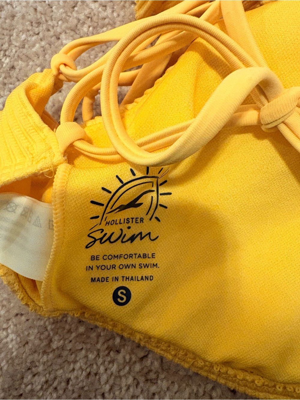 Hollister Yellow Ribbed Ruffle Strap Bikini Top - Picture 3 of 3